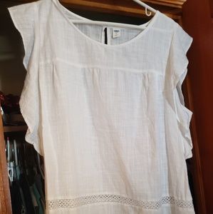 Sleeveless top